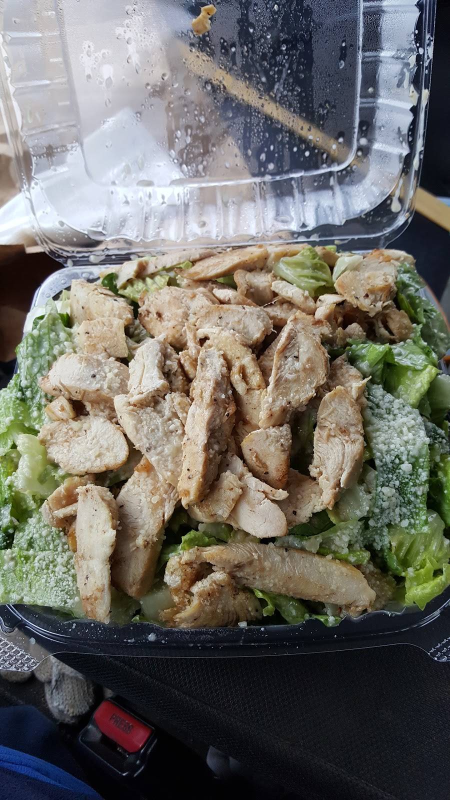 Maria Ds Sub Shop | restaurant | 111 Crain Hwy N, Glen Burnie, MD 21061, USA | 4107669850 OR +1 410-766-9850