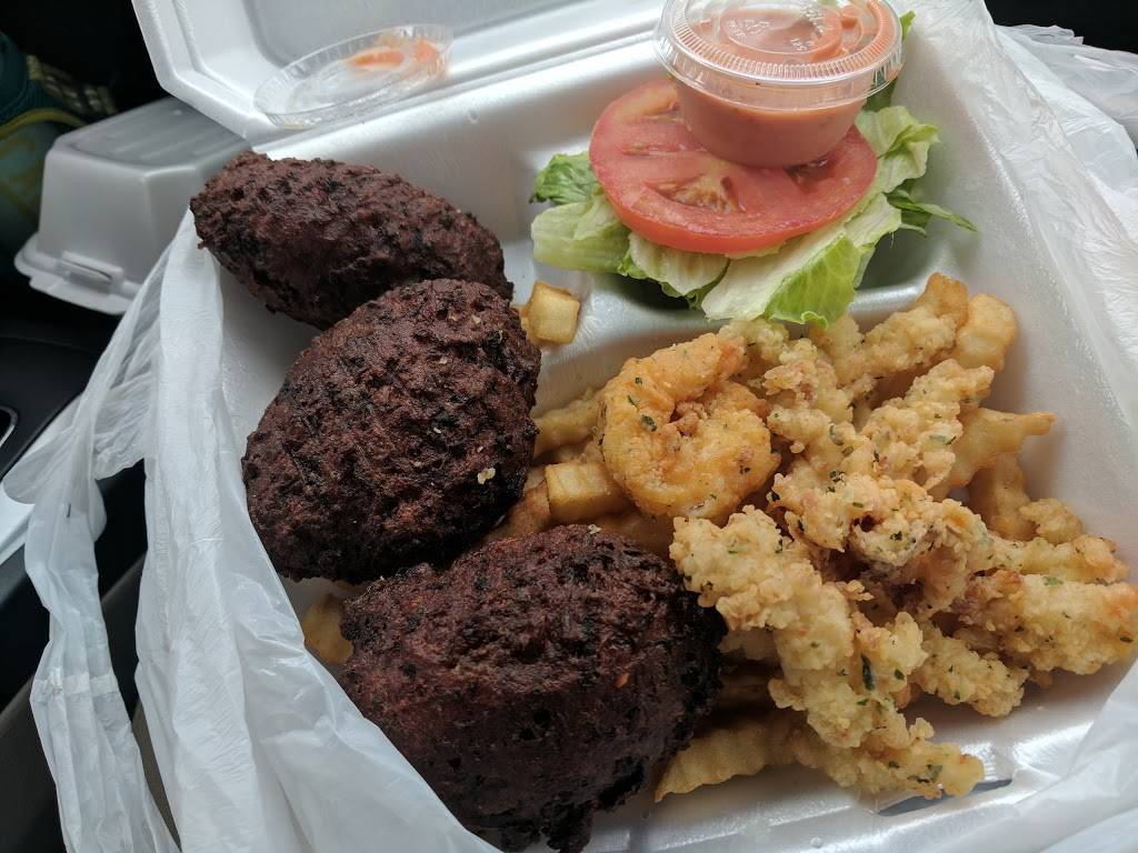 Rodneys Crabs & More | restaurant | 2755 President Barack Obama Hwy, Riviera Beach, FL 33404, USA | 5618893697 OR +1 561-889-3697