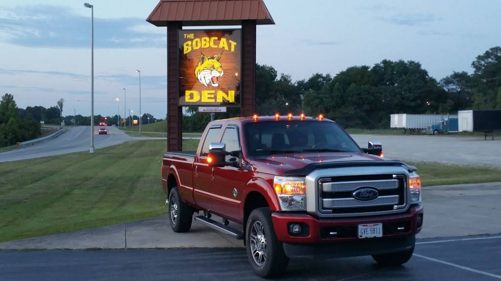 Bobcat Den | restaurant | 8550 TN-111, Byrdstown, TN 38549, USA | 9318643125 OR +1 931-864-3125