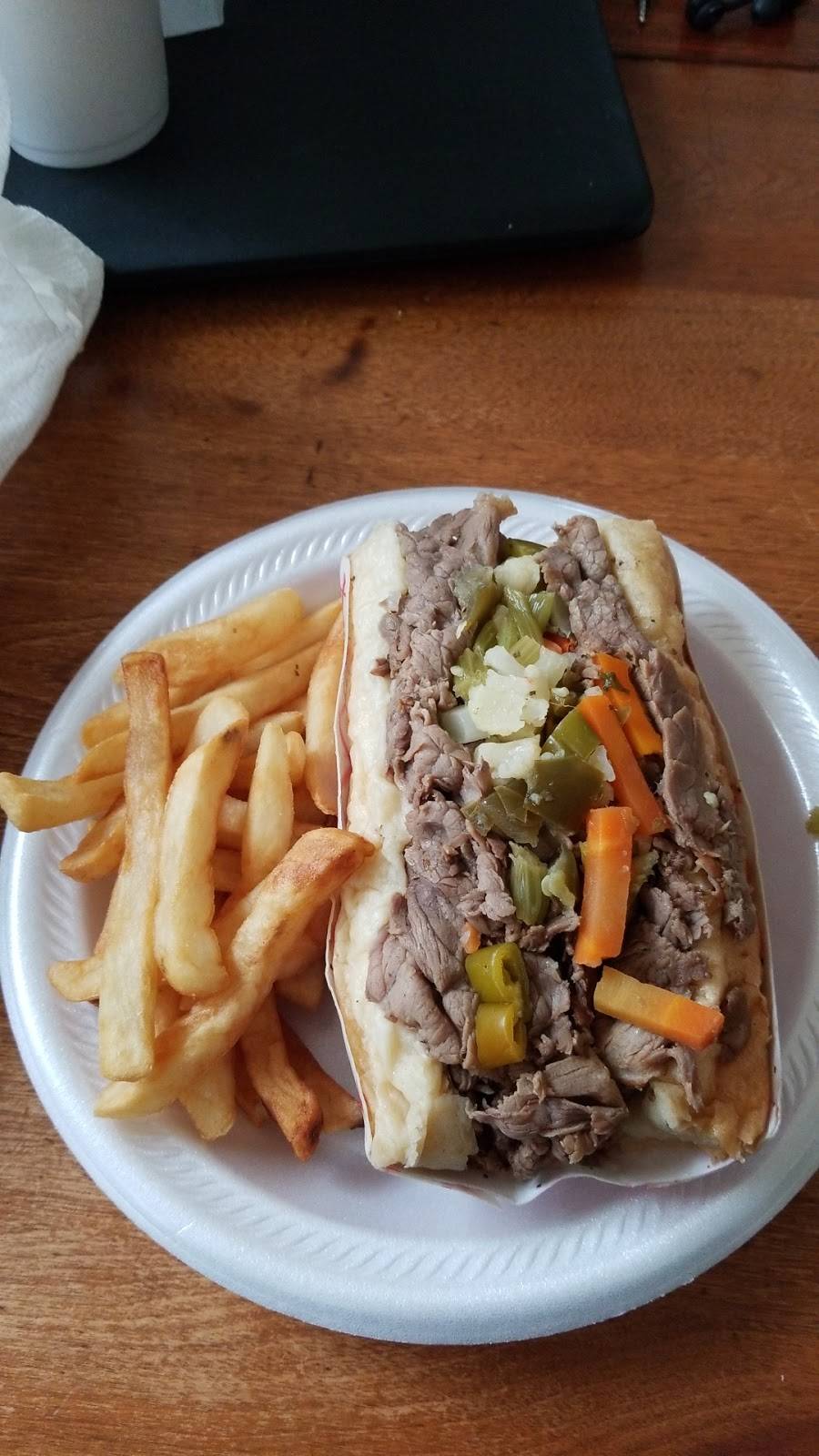 Tasty Sub | restaurant | 2001 Howard St, Chicago, IL 60645, USA | 7733814600 OR +1 773-381-4600