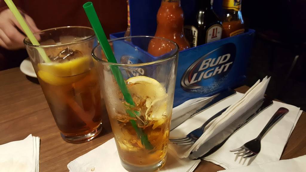 Spare Room Restaurant & Lounge | restaurant | 4830 NE 42nd Ave, Portland, OR 97218, USA | 5032875800 OR +1 503-287-5800