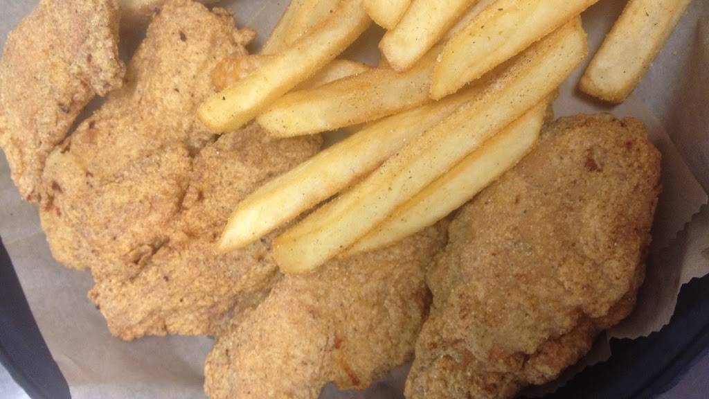 Moraine Fish & Chicken | restaurant | 4960 N Springboro Pike, Dayton, OH 45439, USA | 9378134923 OR +1 937-813-4923