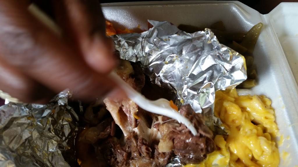 Odoms Bar-B-Que | restaurant | 1971 Singleton Blvd, Dallas, TX 75212, USA | 2146313538 OR +1 214-631-3538