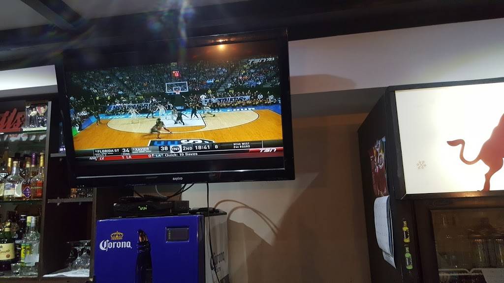 Landmark Restaurant & Tavern | restaurant | 1839 Eglinton Ave W, York, ON M6E 2J3, Canada | 4167899302 OR +1 416-789-9302