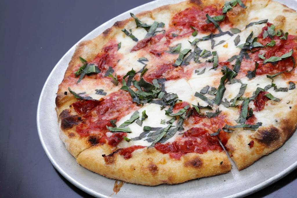 Rockstone Pizzeria & Pub in Fishers | restaurant | 11501 Allisonville Rd, Fishers, IN 46038, USA | 3172889761 OR +1 317-288-9761