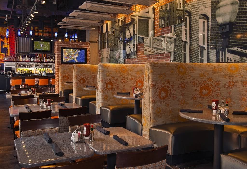 17 Light Restaurant | restaurant | 17 Light St, Baltimore, MD 21202, USA | 4437982472 OR +1 443-798-2472