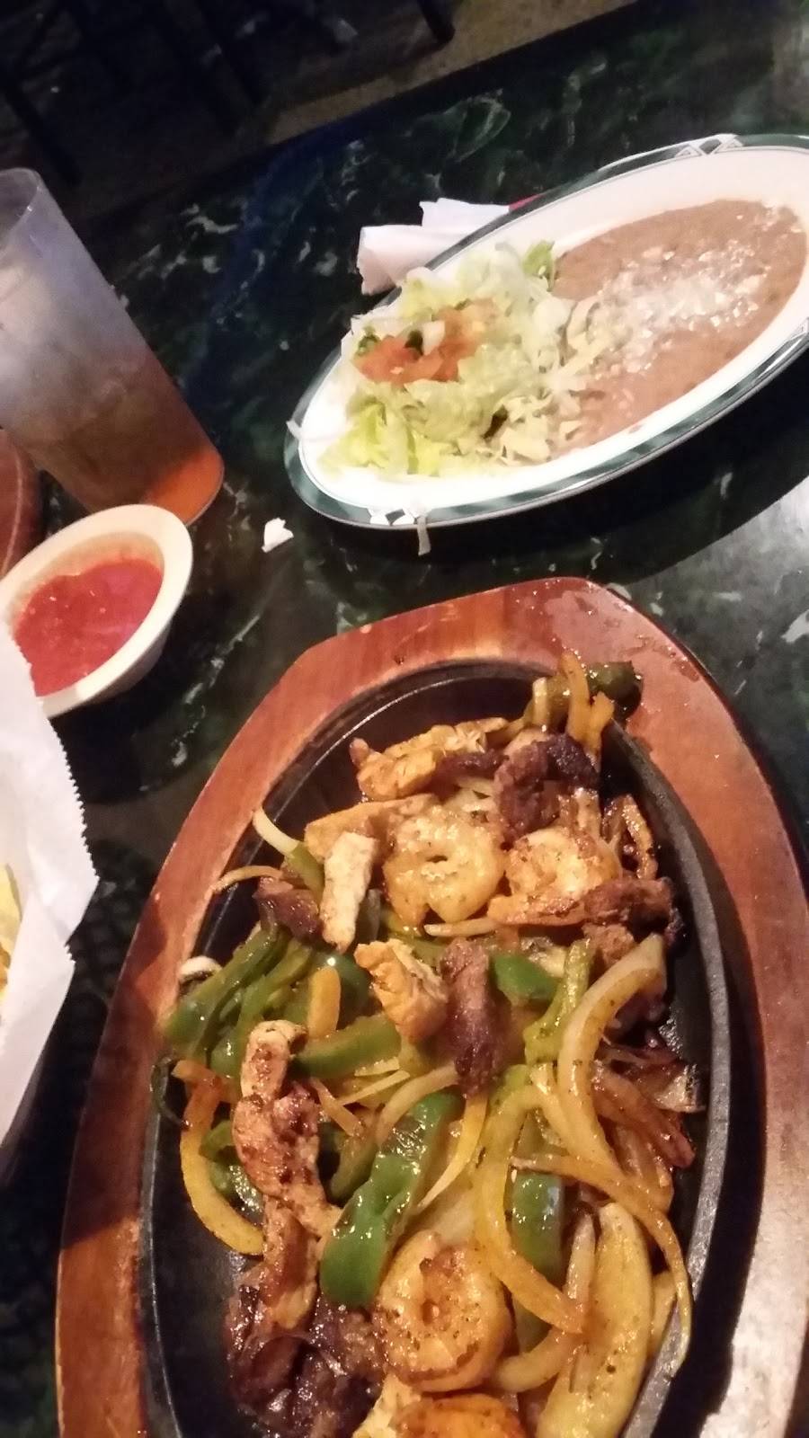 Cucos | restaurant | 102 N Jefferson Ave, Eatonton, GA 31024, USA | 7067498255 OR +1 706-749-8255