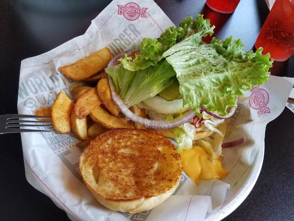 Fuddruckers | restaurant | 11023 Pecan Park Blvd, Cedar Park, TX 78613, USA | 5122191957 OR +1 512-219-1957