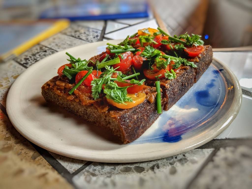 Theodore Rex | restaurant | 1302 Nance St Unit A, Houston, TX 77002, USA | 8328308592 OR +1 832-830-8592