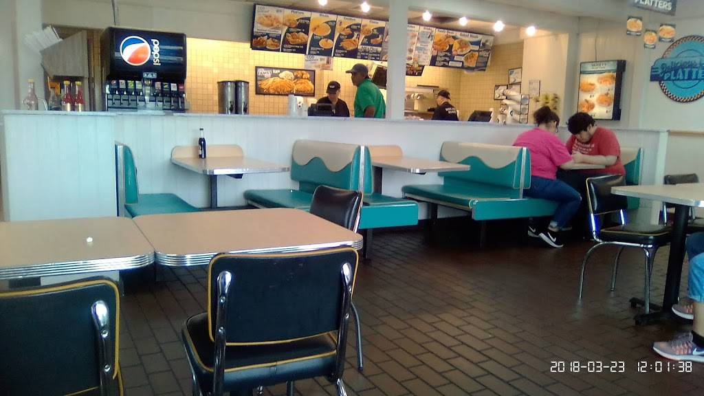 Long John Silvers | restaurant | 6042 Lake Worth Blvd, Fort Worth, TX 76135, USA | 8178033015 OR +1 817-803-3015