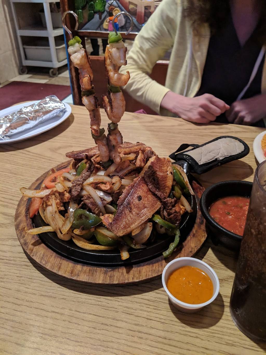 Los Amigos Mexican Restaurant | restaurant | 2839 7th Ave S, Birmingham, AL 35233, USA | 2053245896 OR +1 205-324-5896