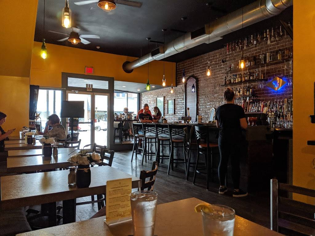 The Wheel Barrel | restaurant | 925 N Kansas Ave, Topeka, KS 66608, USA | 7852896767 OR +1 785-289-6767