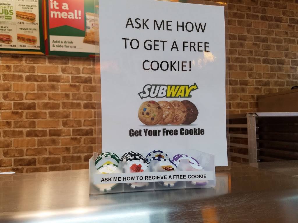 Subway | restaurant | 7214 Pearl Rd, Middleburg Heights, OH 44130, USA | 4408427827 OR +1 440-842-7827