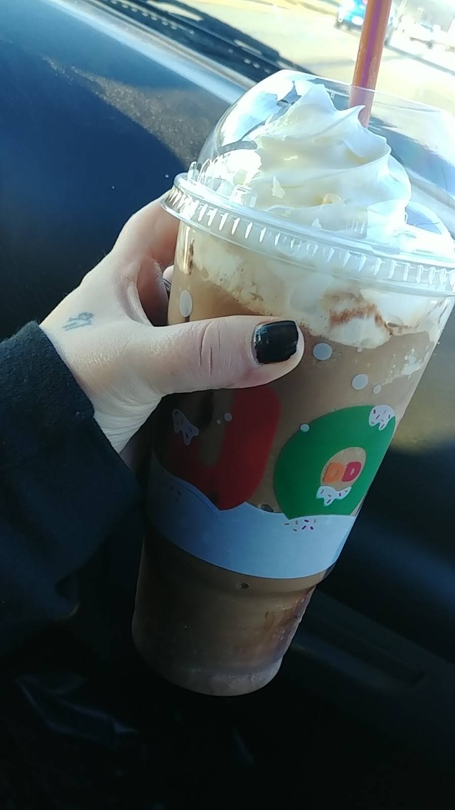 Dunkin | bakery | 4200 Hamilton Middletown Rd, Hamilton, OH 45011, USA | 5137377400 OR +1 513-737-7400