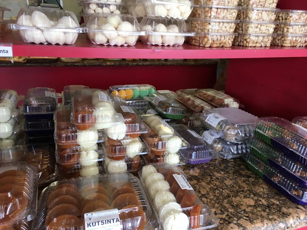 V Tropical Bake Shop | bakery | 131 W Carson St A, Carson, CA 90745, USA | 3108307633 OR +1 310-830-7633