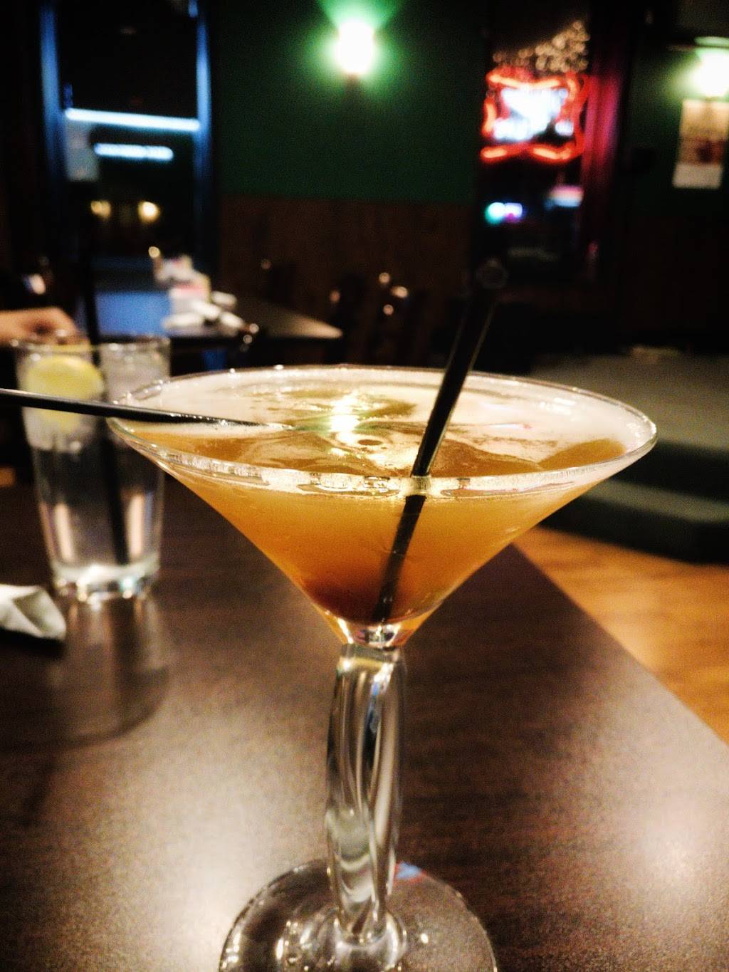 Gallucios Restaurant | restaurant | 1709 Lovering Ave, Wilmington, DE 19806, USA | 3026553689 OR +1 302-655-3689