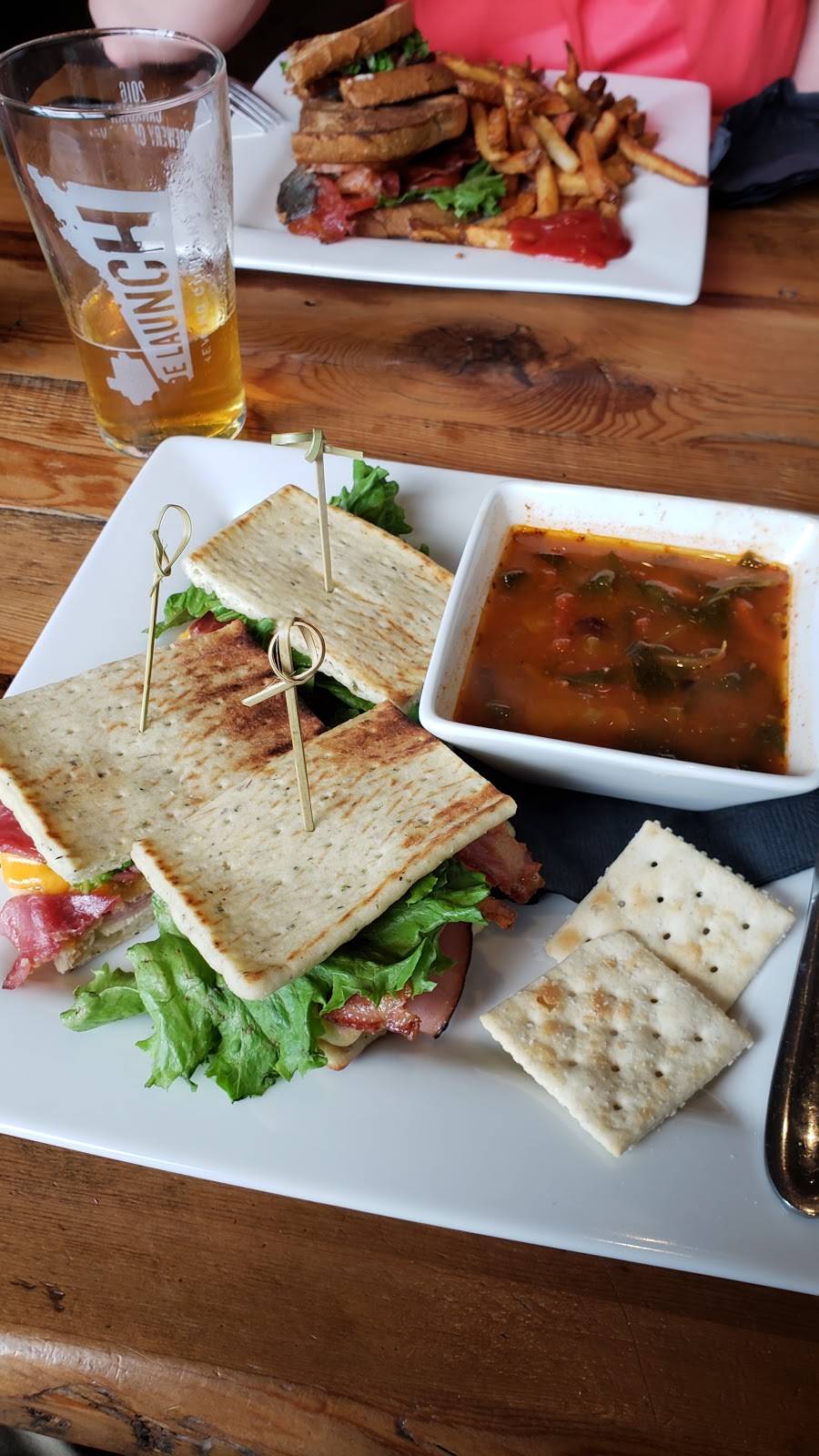 Debbs Cuisine On Queen | restaurant | 109 Queen St, Dunnville, ON N1A 1H6, Canada | 2895180322 OR +1 289-518-0322