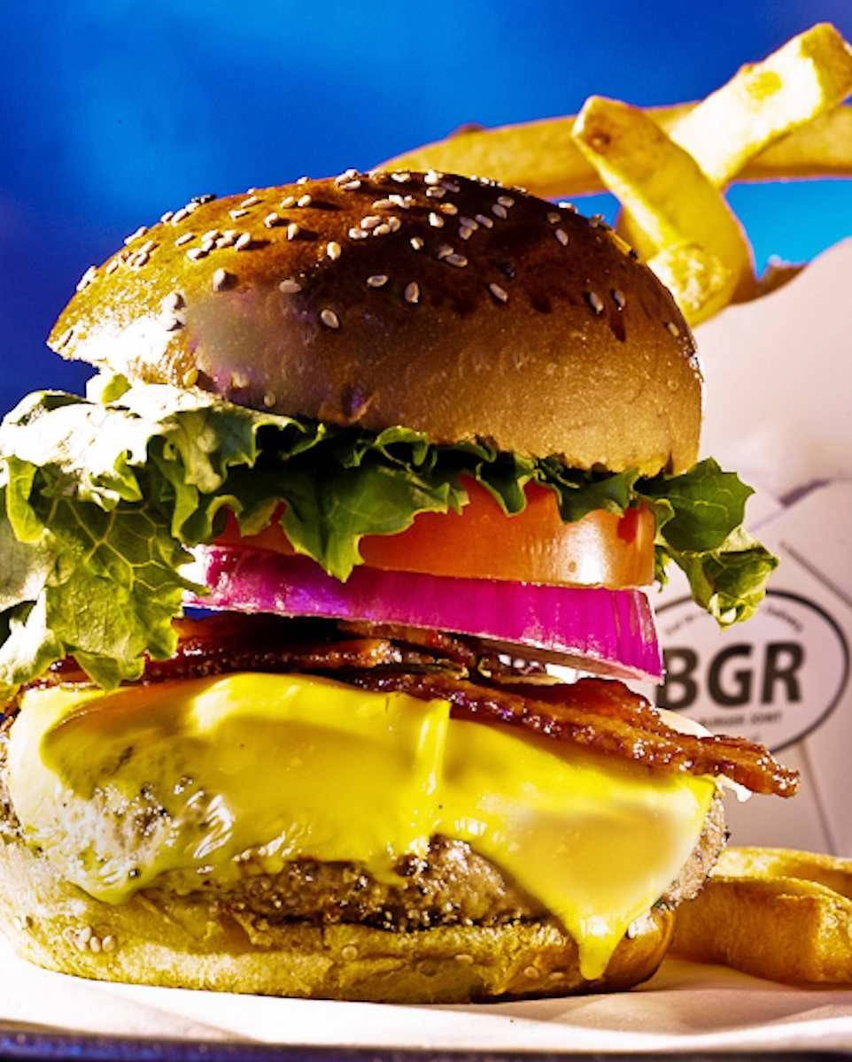 BGR The Burger Joint | restaurant | 8056 Tysons Corner Center, Tysons, VA 22102, USA | 7037903437 OR +1 703-790-3437