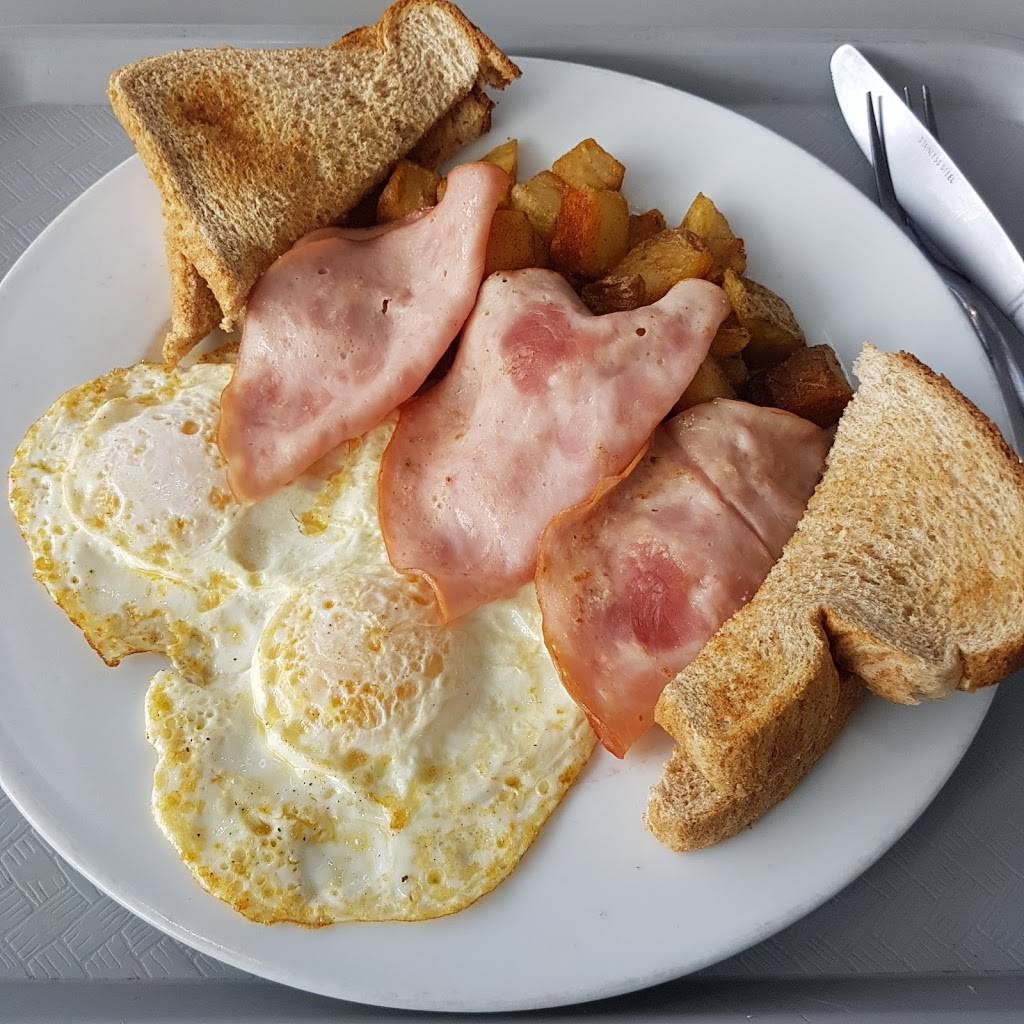 Queensview Café | restaurant | located at back of building, 2650 Queensview Dr Unit 170, Ottawa, ON K2B 8H6, Canada | 8733544210 OR +1 873-354-4210