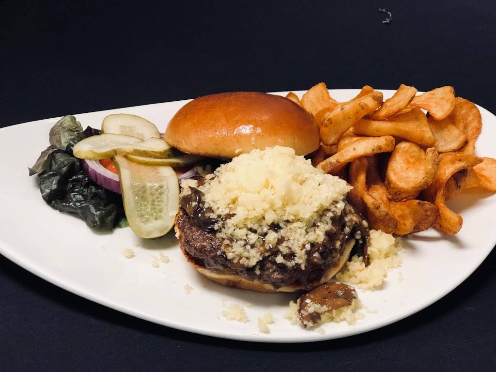 Range Restaurant + Cocktail Bar | restaurant | 11865 Hickman Rd, Urbandale, IA 50323, USA | 5152527500 OR +1 515-252-7500