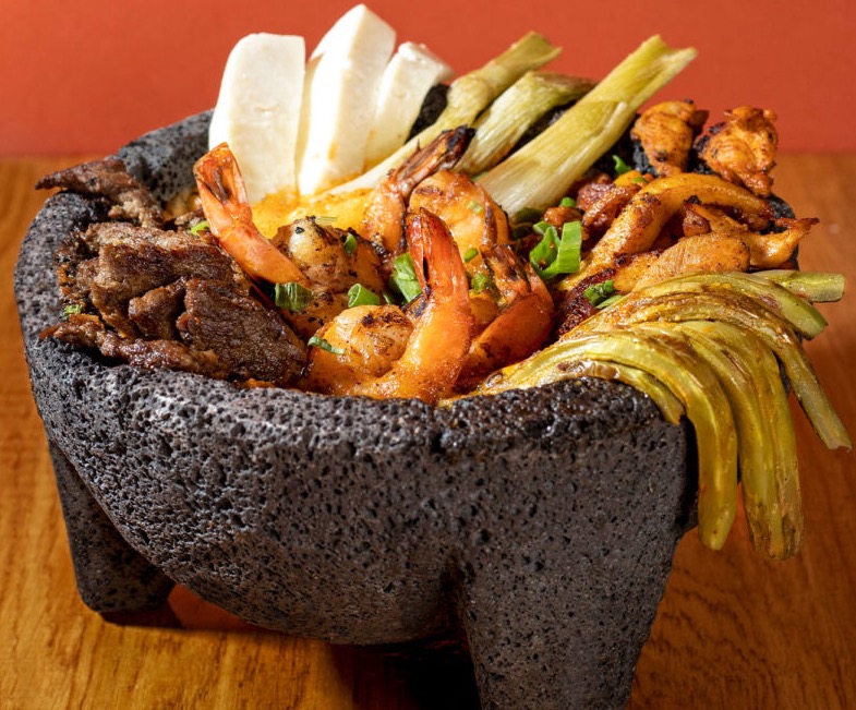 EL AGUACATE Mexican Restaurant | restaurant | 2317 N Brindlee Mountain Pkwy, Arab, AL 35016, USA | 2566408039 OR +1 256-640-8039