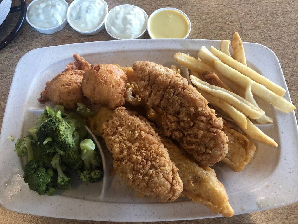 Captain Ds | restaurant | 5365 Interstate 55 North Frontage Rd, Jackson, MS 39206, USA | 6019824286 OR +1 601-982-4286