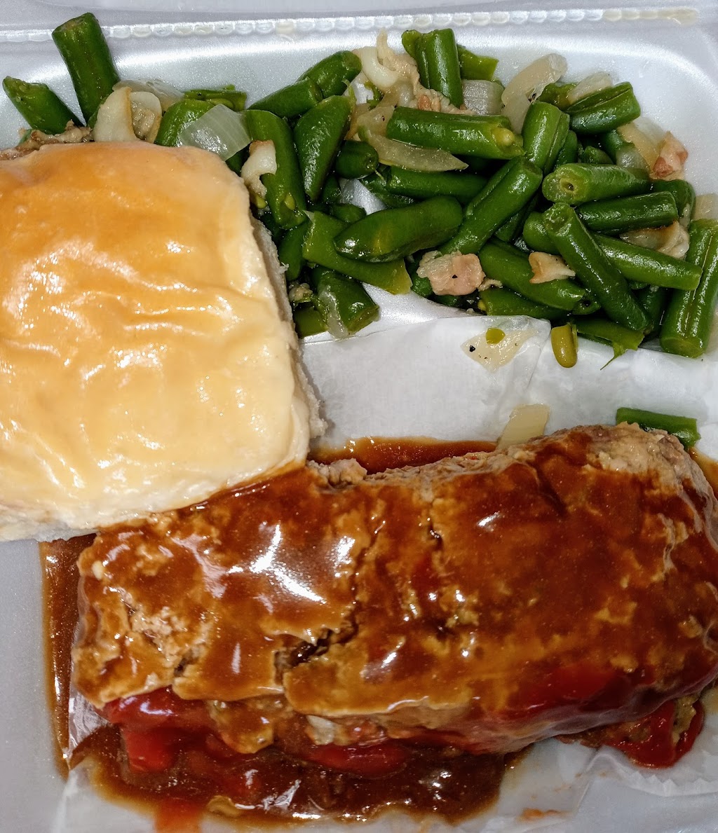 Family Tree Ts Cafe | restaurant | 100 Old Church St, Low Moor, VA 24457, USA | 5408163819 OR +1 540-816-3819