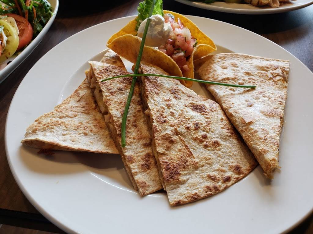 CASCADES Lynnwood | restaurant | 20610 44th Ave W, Lynnwood, WA 98036, USA | 4257752500 OR +1 425-775-2500