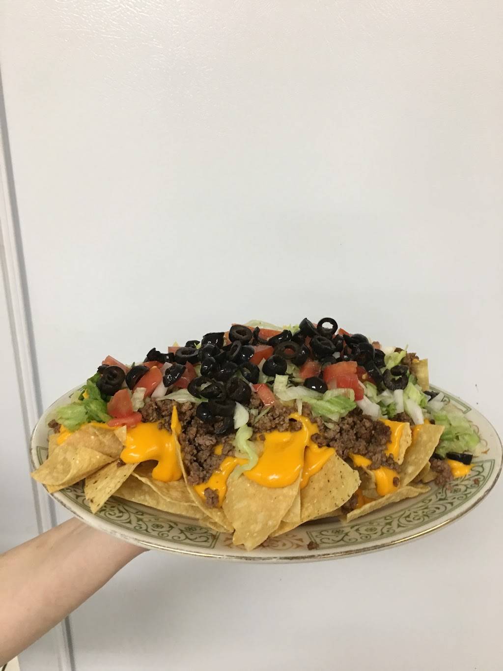 Tally Ho Bar & Grill | restaurant | 7933 Lakeshore Rd, North Lakeport, MI 48059, USA | 8103207101 OR +1 810-320-7101