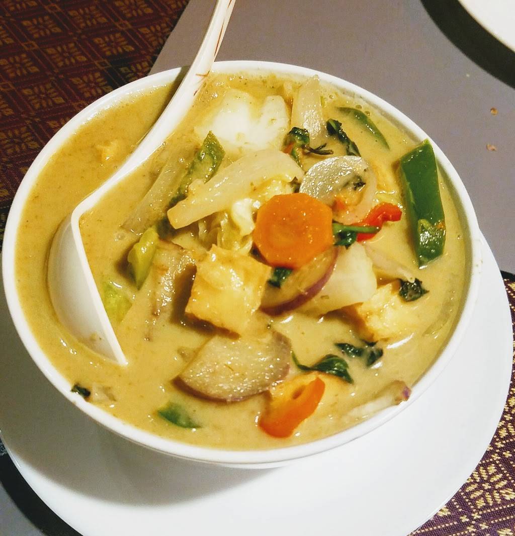 Wedgwood II Vegetarian Thai | restaurant | 420 Broadway E #5010, Seattle, WA 98102, USA | 2067240655 OR +1 206-724-0655