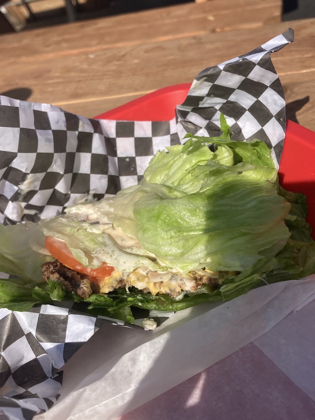 Hamburger Hut | restaurant | 576 N Coast Hwy 101, Encinitas, CA 92024, USA | 7604205333 OR +1 760-420-5333