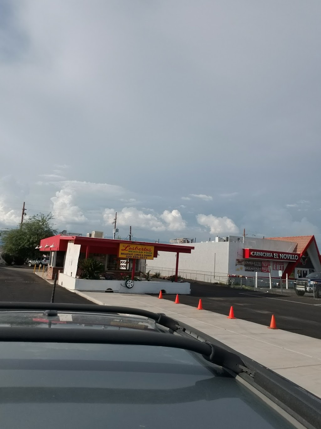 Los Bertos | restaurant | 7865 E Golf Links Rd, Tucson, AZ 85730, USA | 5208862077 OR +1 520-886-2077