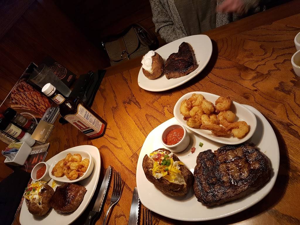 Outback Steakhouse | restaurant | 2115 Pepperell Pkwy, Opelika, AL 36801, USA | 3347414014 OR +1 334-741-4014