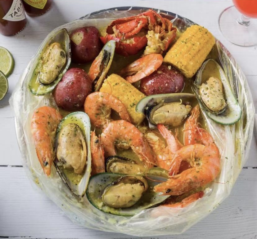 E Crab Cajun Seafood & Bar | restaurant | 2521 South Rd, Poughkeepsie, NY 12601, USA | 8453663470 OR +1 845-366-3470