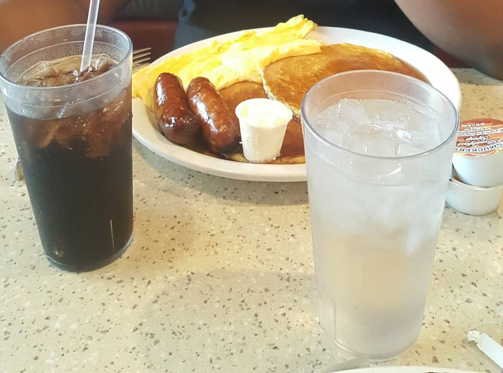 Broad Street Diner | restaurant | 1135 S Broad St, Philadelphia, PA 19147, USA | 2158253636 OR +1 215-825-3636