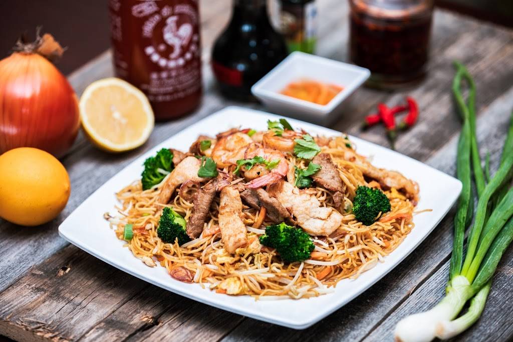 Pho Vi-Vi Pearland | restaurant | 1921 E Broadway St, Pearland, TX 77581, USA | 8322882170 OR +1 832-288-2170