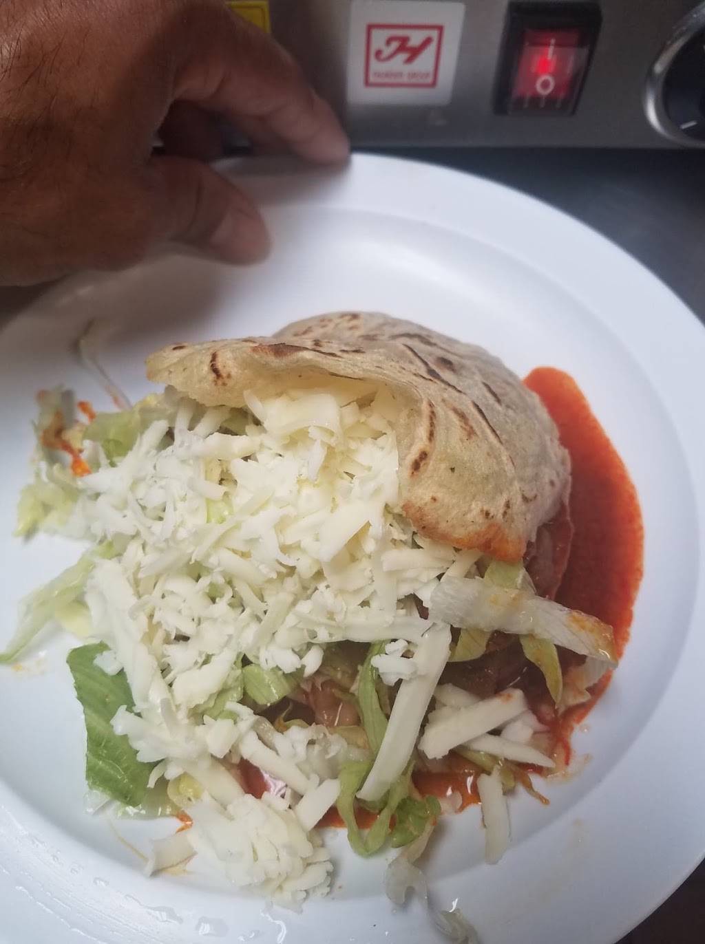 Daisys Restaurant | restaurant | 15335 Parthenia St, North Hills, CA 91343, USA | 8188933679 OR +1 818-893-3679