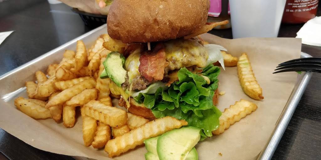 Teddys Cafe | restaurant | 2401 W Lincoln Ave, Anaheim, CA 92801, USA | 7144848811 OR +1 714-484-8811