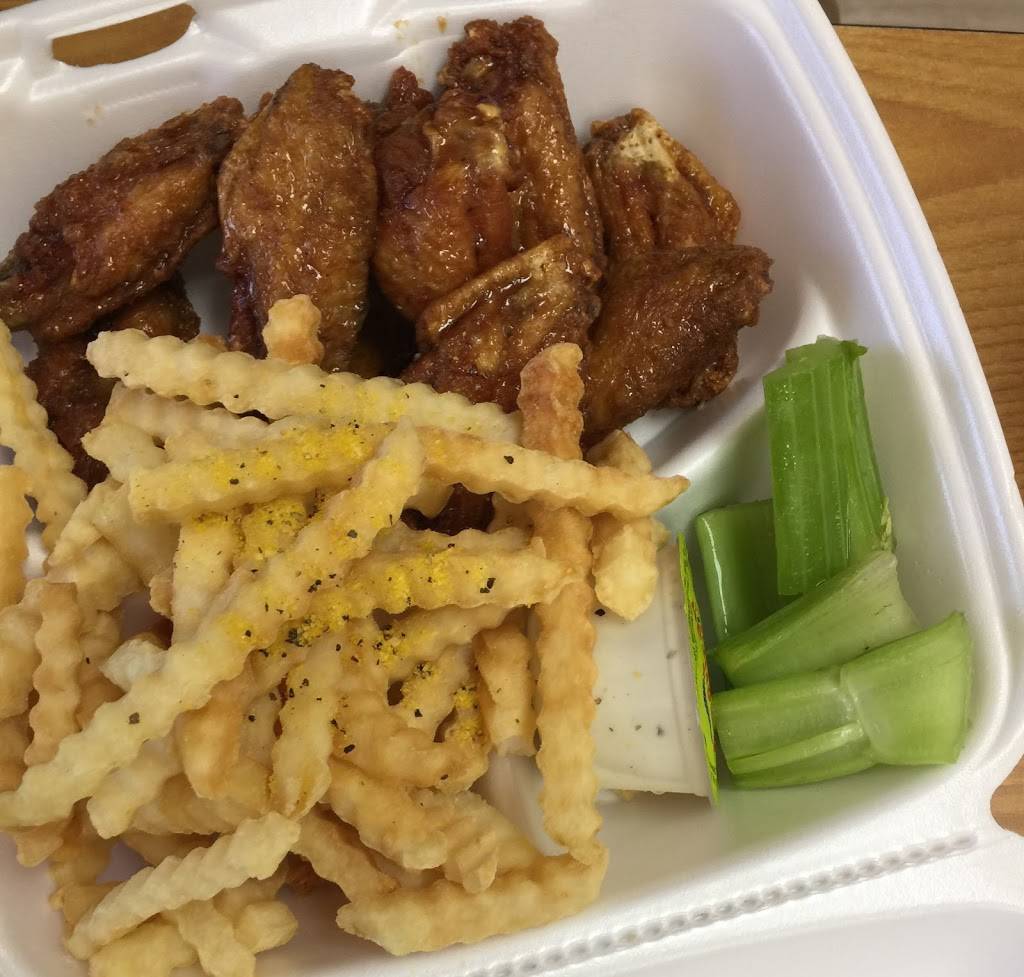 American Deli | restaurant | 5430 N Tryon St #16, Charlotte, NC 28213, USA | 7045999324 OR +1 704-599-9324