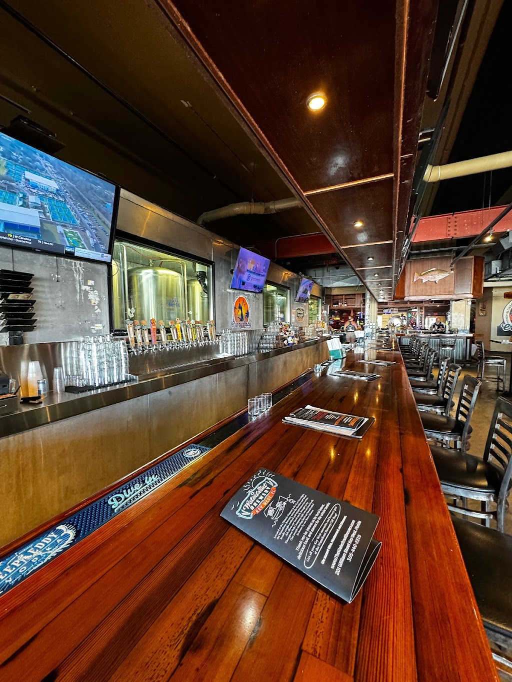 The Waterfront Brewery | restaurant | 201 William St, Key West, FL 33040, USA | 3054402270 OR +1 305-440-2270