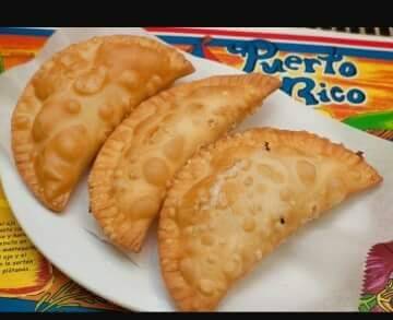 Lorain Pastelillo House | restaurant | 1700 E 31st St, Lorain, OH 44055, USA | 4402490732 OR +1 440-249-0732