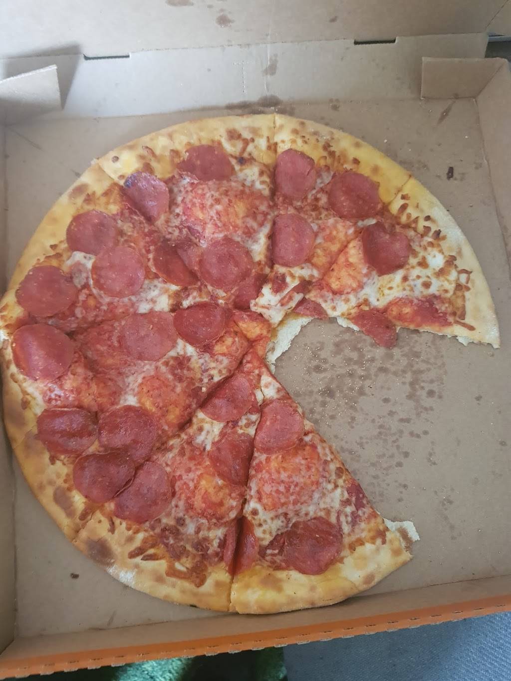 Little Caesars Pizza | meal takeaway | 5555 Zuni Rd SE, Albuquerque, NM 87108, USA | 5052621491 OR +1 505-262-1491
