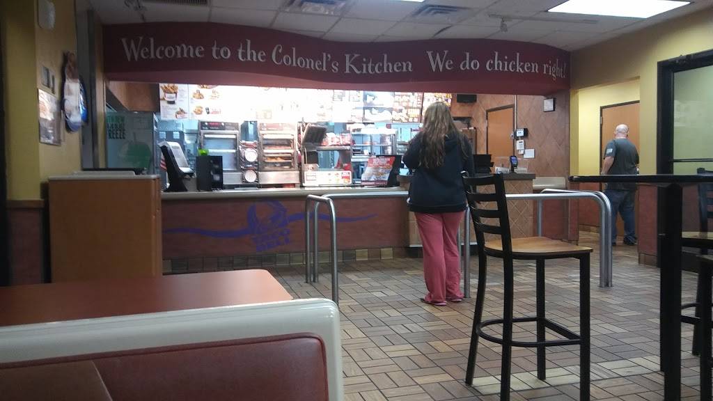 KFC | restaurant | 12630 Warwick Blvd, Newport News, VA 23606, USA | 7579304432 OR +1 757-930-4432