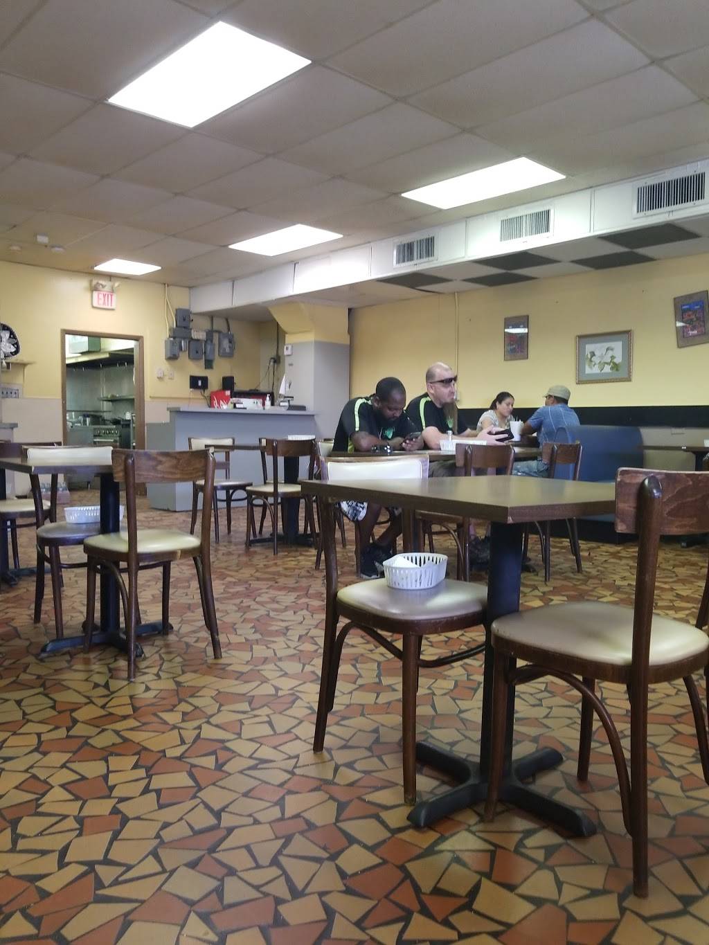 Tacos FAVORITO | restaurant | 1865 Mt Meigs Rd, Montgomery, AL 36107, USA | 3346764222 OR +1 334-676-4222