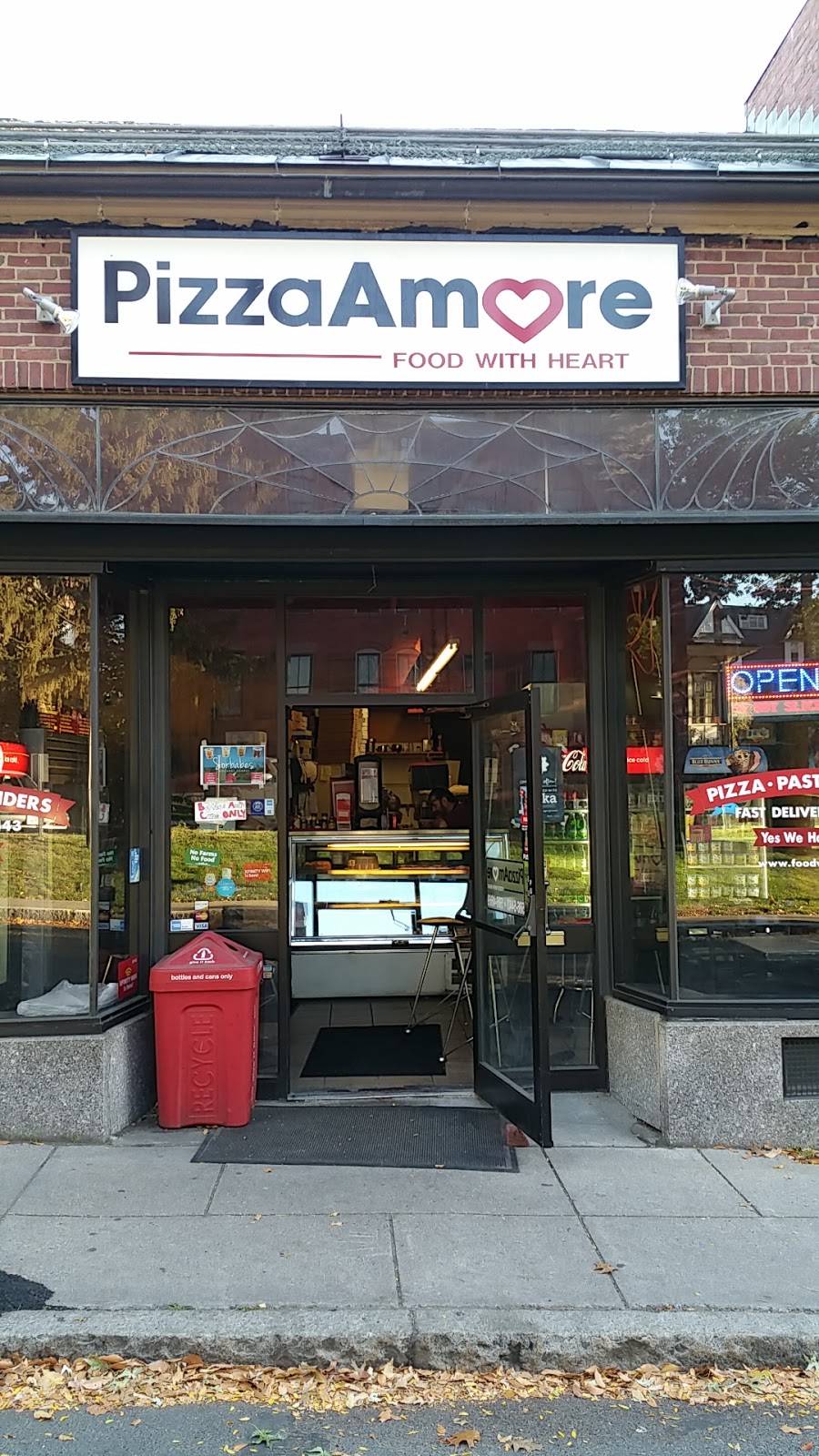 Pizza Amore | restaurant | 18 Green St, Northampton, MA 01060, USA | 4135865443 OR +1 413-586-5443