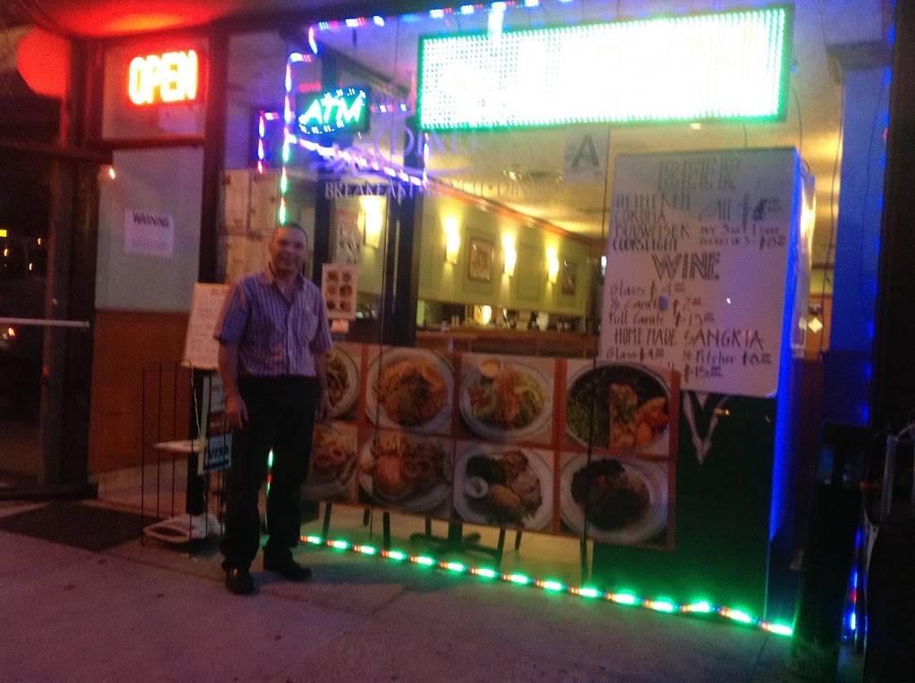 El pollito pio | restaurant | 68-60 Austin St, Forest Hills, NY 11375, USA | 3478097009 OR +1 347-809-7009