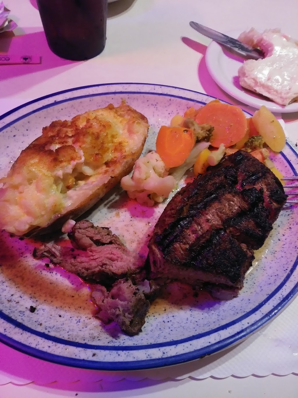 Westley Pub & Grille | restaurant | 8615 CA-33, Westley, CA 95387, USA | 2098943663 OR +1 209-894-3663