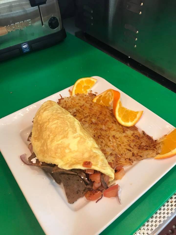 Artas Salad Bar And Grill | restaurant | 13462 Tecumseh Rd, Windsor, ON N8N 3N7, Canada | 5199791105 OR +1 519-979-1105