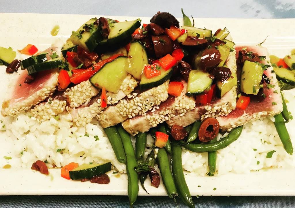 Noosa Bistro | restaurant | 9500 Diamond Centre Dr, Mentor, OH 44060, USA | 4409531088 OR +1 440-953-1088