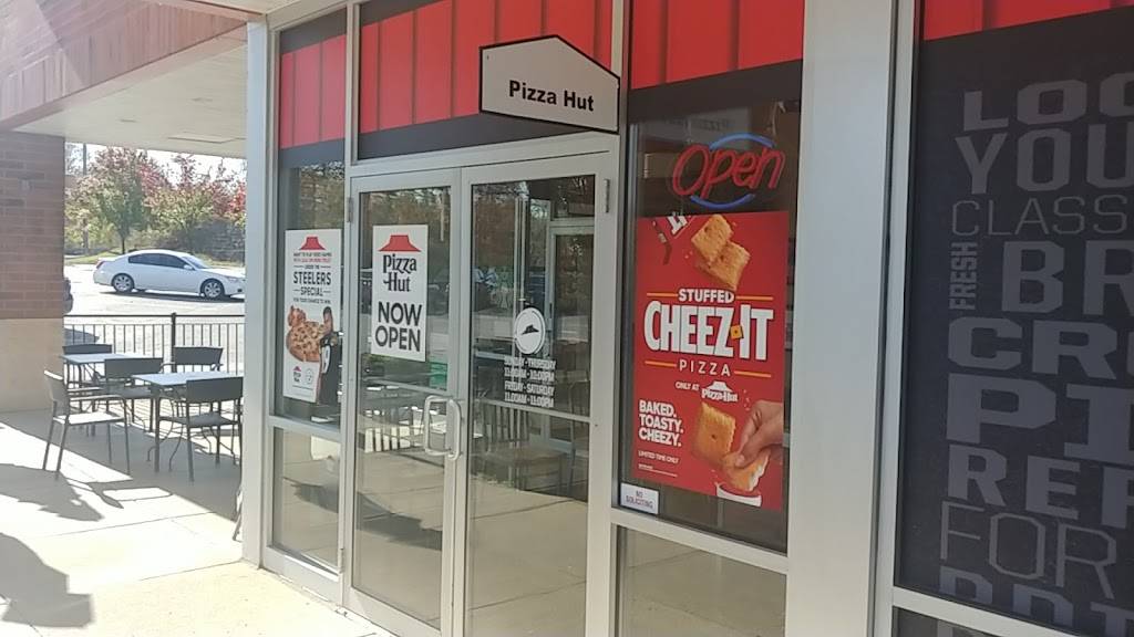 Pizza Hut | meal takeaway | 1597 Washington Pike Unit A-4, Bridgeville, PA 15017, USA | 4122756211 OR +1 412-275-6211